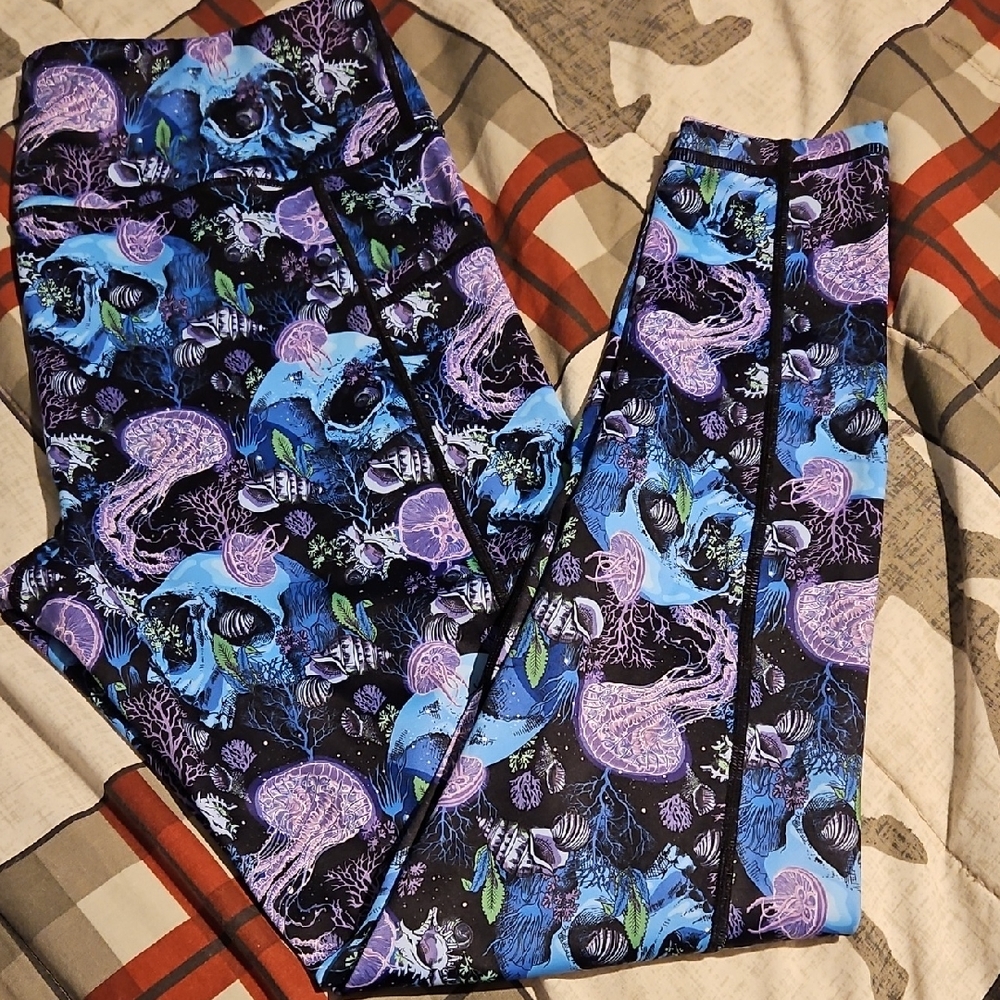 Constantly Varied Gear Jellyfish And Skulls Full Length Leggings